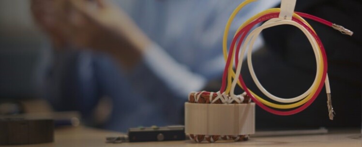 نقش حیاتی نمونه‌سازی (Prototyping) در راهکارهای سفارشی الکترومغناطیسی 